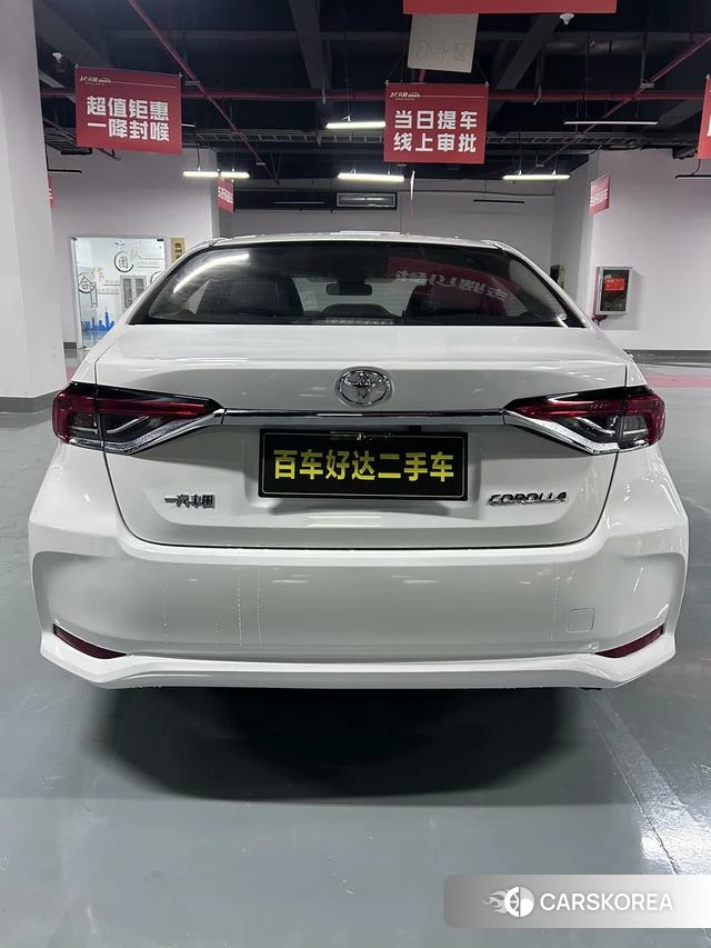Toyota Corolla id 3882613 из Китая 9