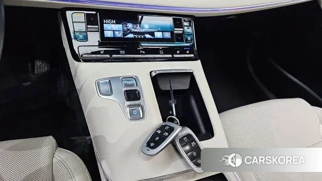 Hyundai The New Grandeur IG Hybrid id 3777121 из Кореи 19