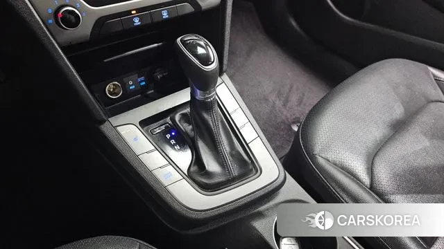 Hyundai Avante AD id 3455200 из Кореи 19