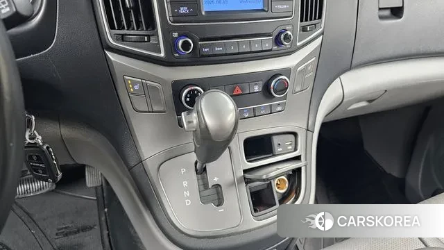 Hyundai The New Grand Starex id 3033929 из Кореи 19