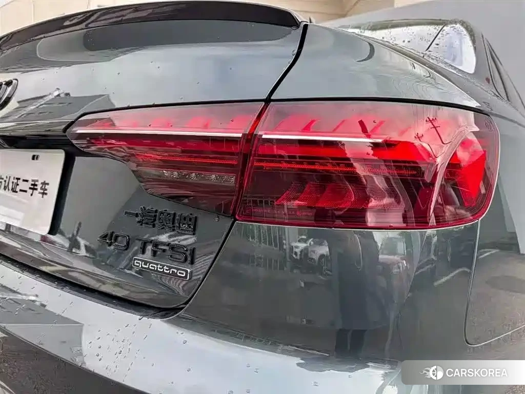 Audi A4L id 4570569 из Китая 15
