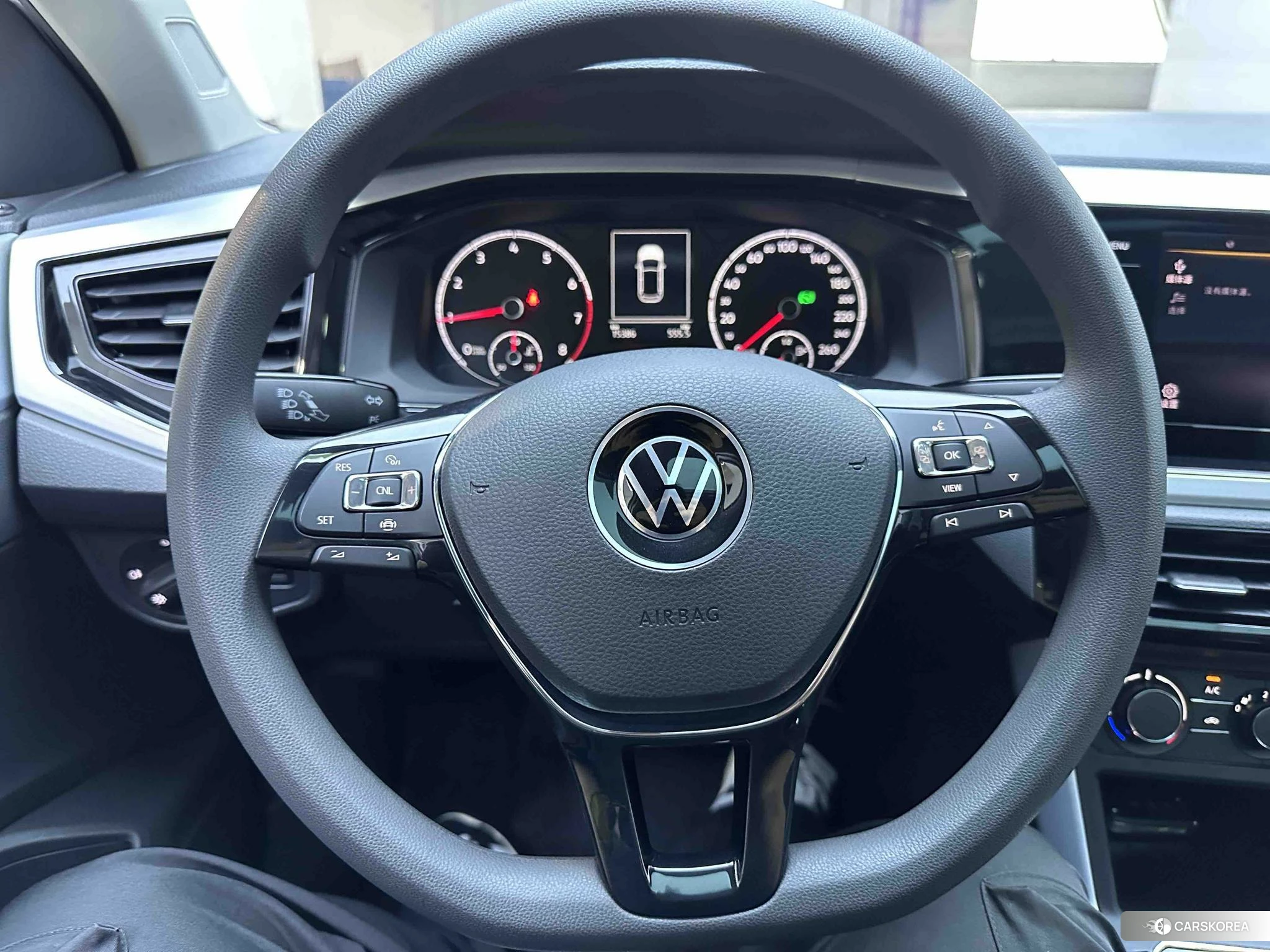 Volkswagen Polo id 4461413 из Китая 18
