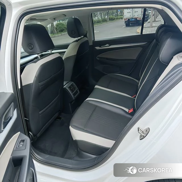 Volkswagen Golf id 4255881 из Китая 20