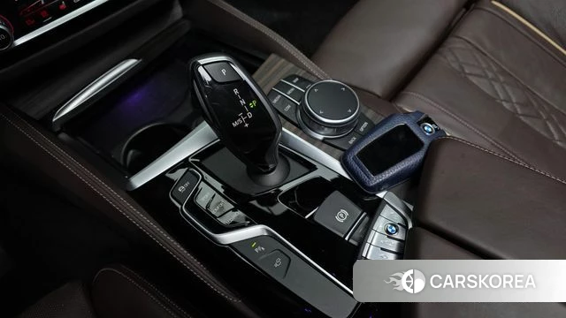 BMW 5 Series (G30) id 3861096 из Кореи 19