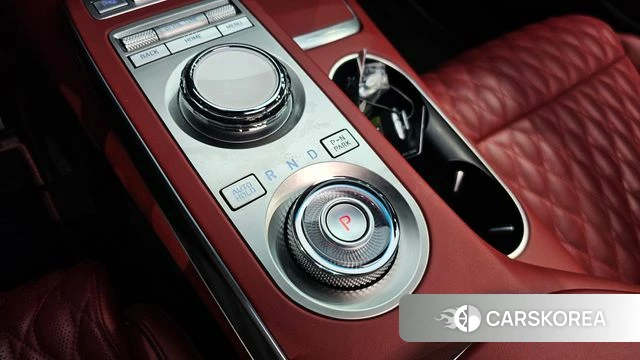 Genesis GV70 id 3940452 из Кореи 19