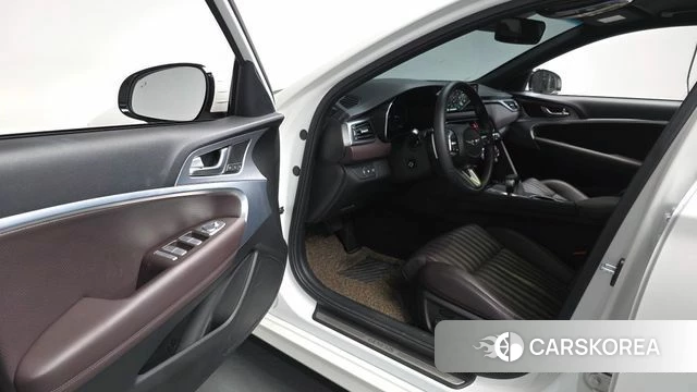 Genesis The New G70 id 3891797 из Кореи 19