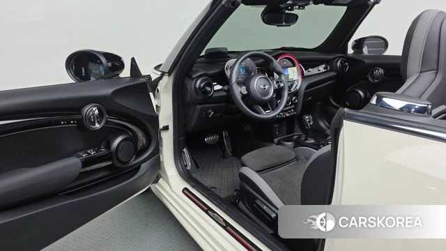 Mini Cooper S Convertible id 4593207 из Кореи 29