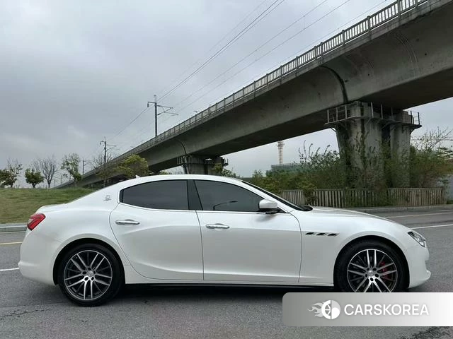Maserati Ghibli id 4209559 из Китая 20