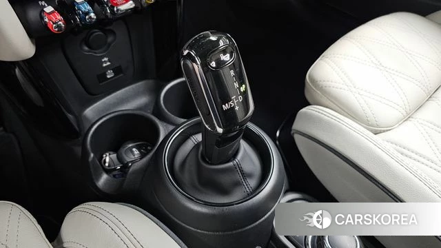 Mini Cooper S id 4665788 из Кореи 31