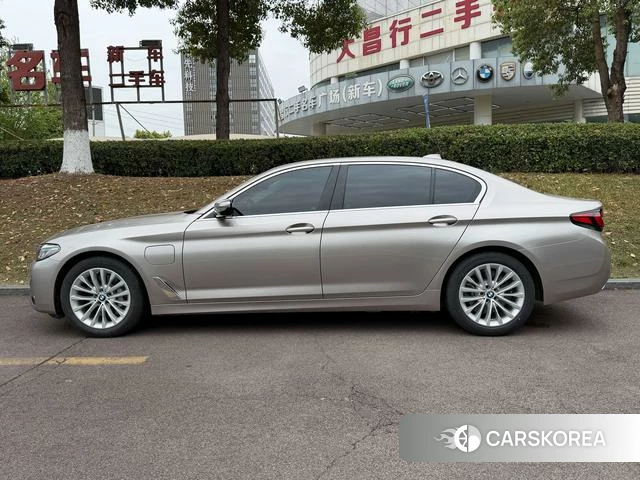 BMW 5 series PHEV id 4258658 из Китая 10