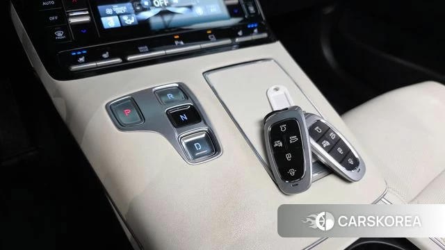 Hyundai The New Grandeur IG Hybrid id 4641195 из Кореи 19