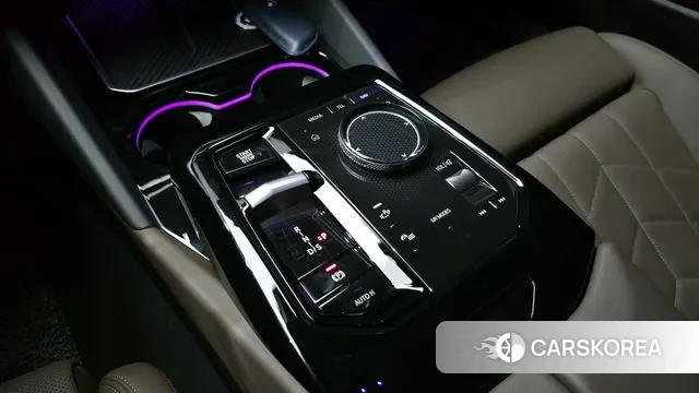 BMW 5 Series (G60) id 2900027 из Кореи 19