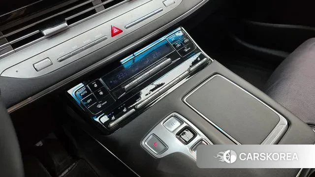 Hyundai The New Grandeur IG id 3155826 из Кореи 19