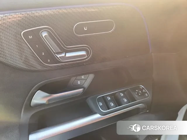 Mercedes-Benz GLB-Class X247 id 3333944 из Кореи 16