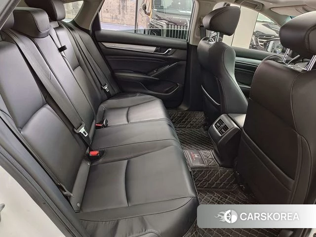 Honda Accord id 4260538 из Китая 9