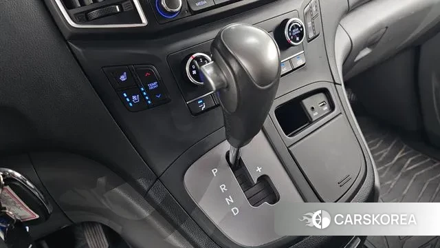 Hyundai The New Grand Starex id 3535601 из Кореи 19