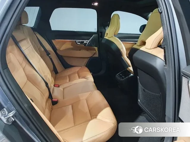 Volvo V90 Cross-Country id 3694929 из Кореи 16