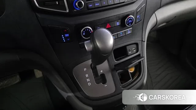 Hyundai The New Grand Starex id 3033932 из Кореи 19