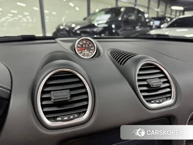 Porsche 718 Boxster id 3587004 из Кореи 17