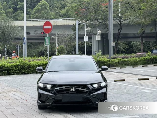 Honda Accord id 4300279 из Китая 10
