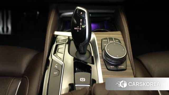 BMW 5 Series (G30) id 4203130 из Кореи 19