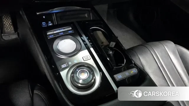 Genesis Electrified G80 (RG3) id 3032530 из Кореи 19