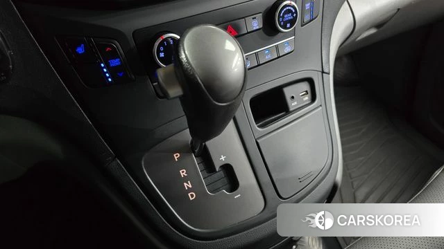Hyundai The New Grand Starex id 4688925 из Кореи 19