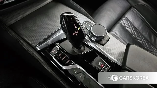 BMW 5 Series (G30) id 3526324 из Кореи 19