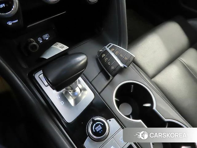 Genesis G70 id 4274979 из Кореи 19