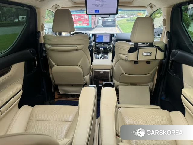 Toyota Elfa id 4365949 из Китая 17