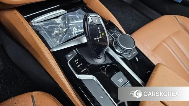 BMW 5 Series (G30) id 3536228 из Кореи 19