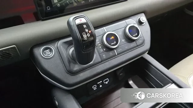 Land Rover Defender (L663) id 3753444 из Кореи 19