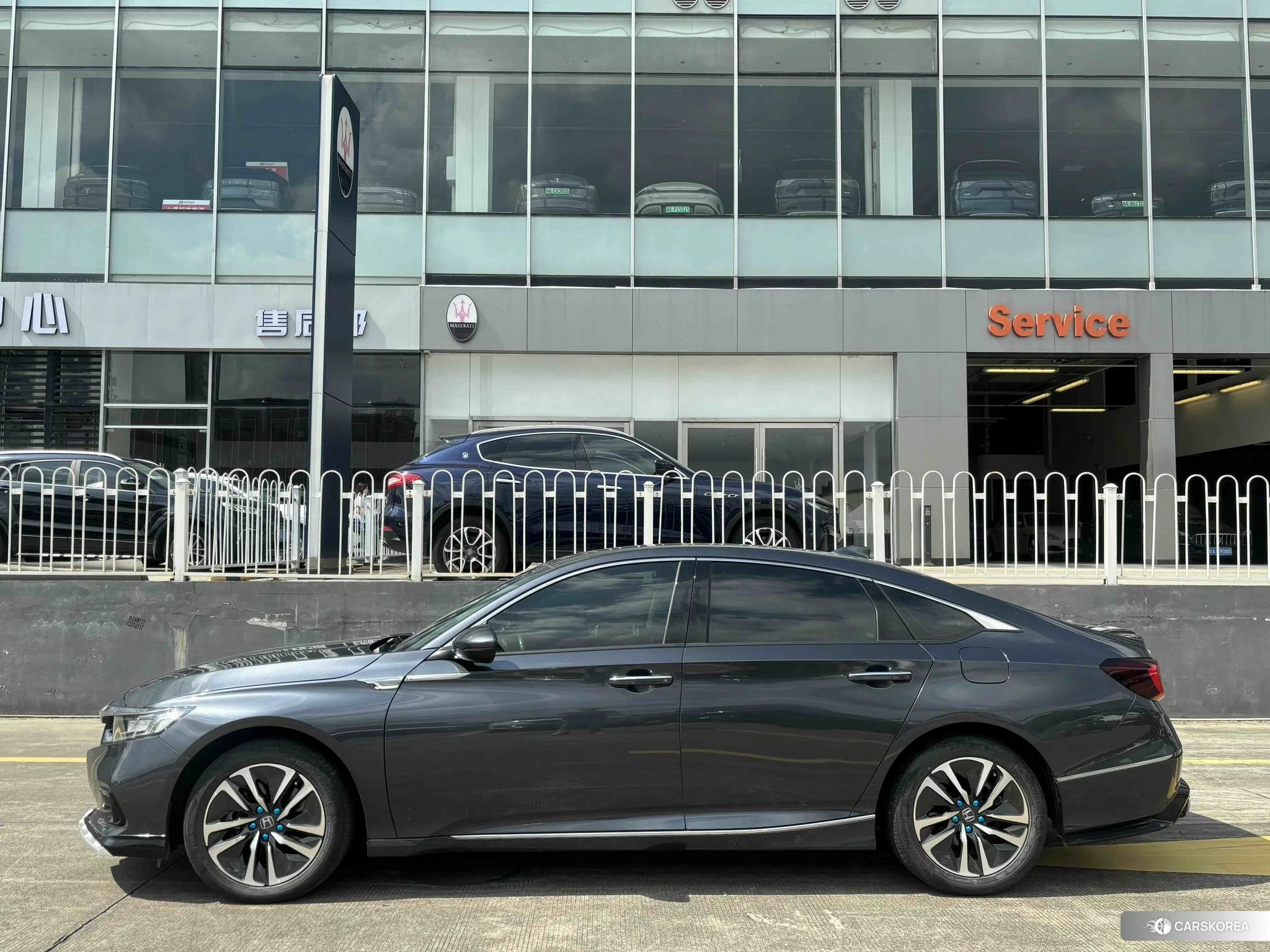 Honda Accord id 4505017 из Китая 16