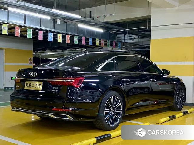 Audi A6L id 4297624 из Китая 39