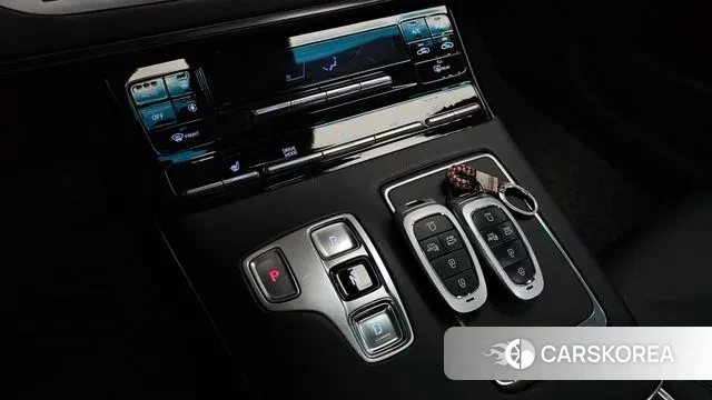 Hyundai The New Grandeur IG id 3664693 из Кореи 19