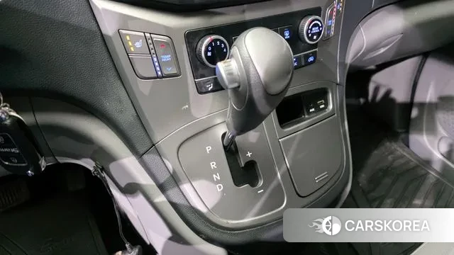 Hyundai The New Grand Starex id 3344387 из Кореи 19