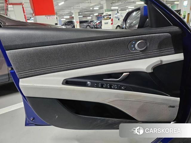 Hyundai Avante Hybrid (CN7) id 4410355 из Кореи 15