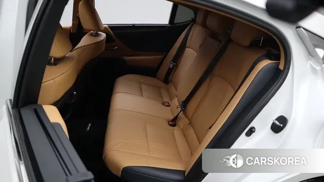 Lexus ES300h 7th generation id 3388588 из Кореи 19