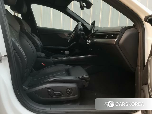 Audi A4L id 4271823 из Китая 15
