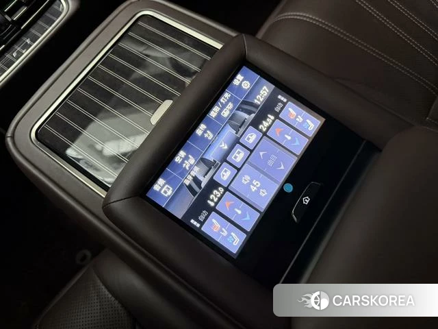 Lexus LS id 4254666 из Китая 25