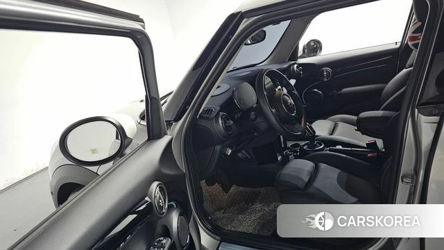 Mini Cooper id 4474426 из Кореи 29