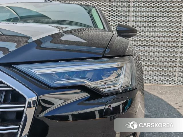 Audi A6L id 4209649 из Китая 16