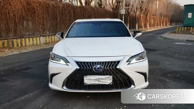 Lexus ES id 4298391 из Китая 10