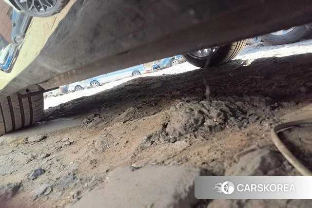 Audi A6L id 4263302 из Китая 16