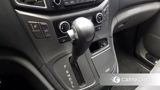 Hyundai The New Grand Starex id 3761131 из Кореи 19