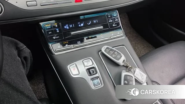 Hyundai The New Grandeur IG Hybrid id 3545980 из Кореи 19