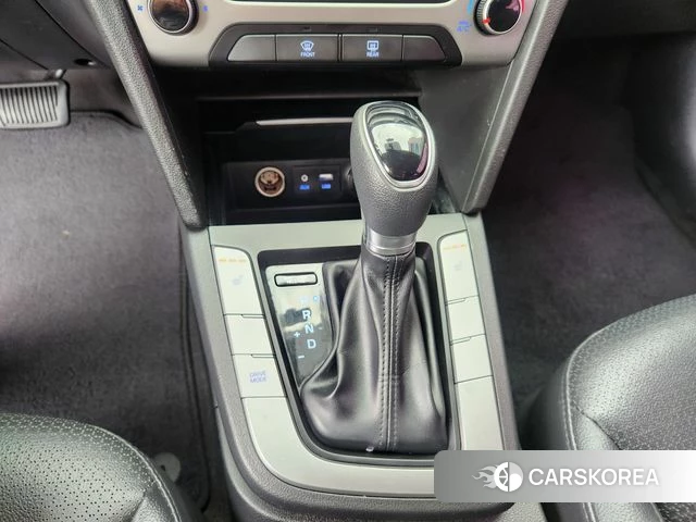 Hyundai Avante AD id 4568625 из Кореи 19
