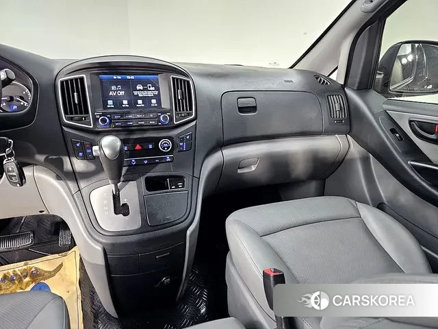 Hyundai The New Grand Starex id 3691627 из Кореи 19