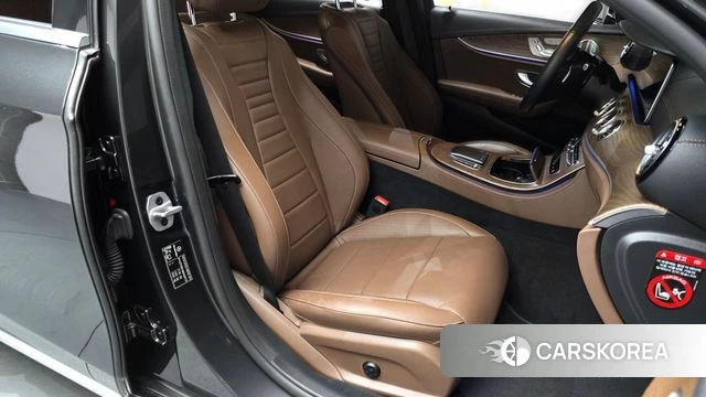 Mercedes-Benz E-Class W213 id 3843084 из Кореи 19