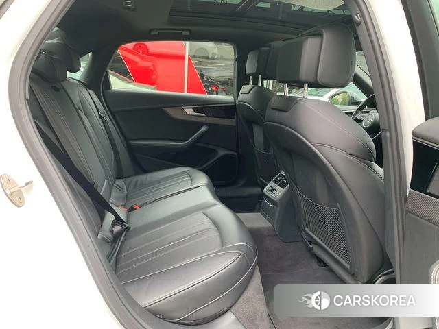 Audi A4L id 4392108 из Китая 19